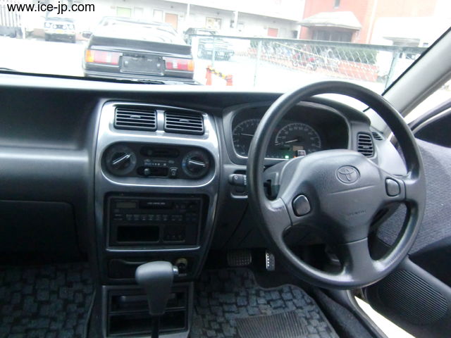 inside of car M100A - 1998 Toyota Duet X - Silver